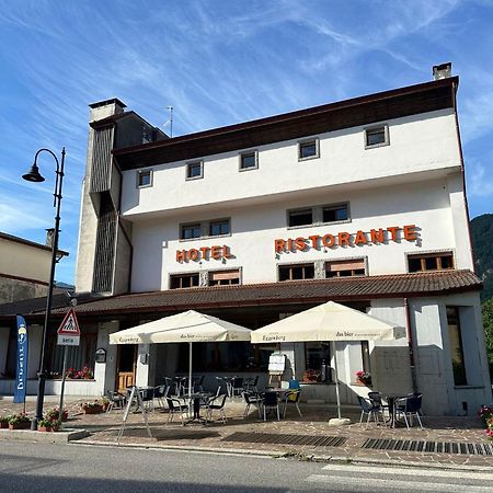Bike & Bikers Hotel Restaurant Ampezzo Eksteriør bilde