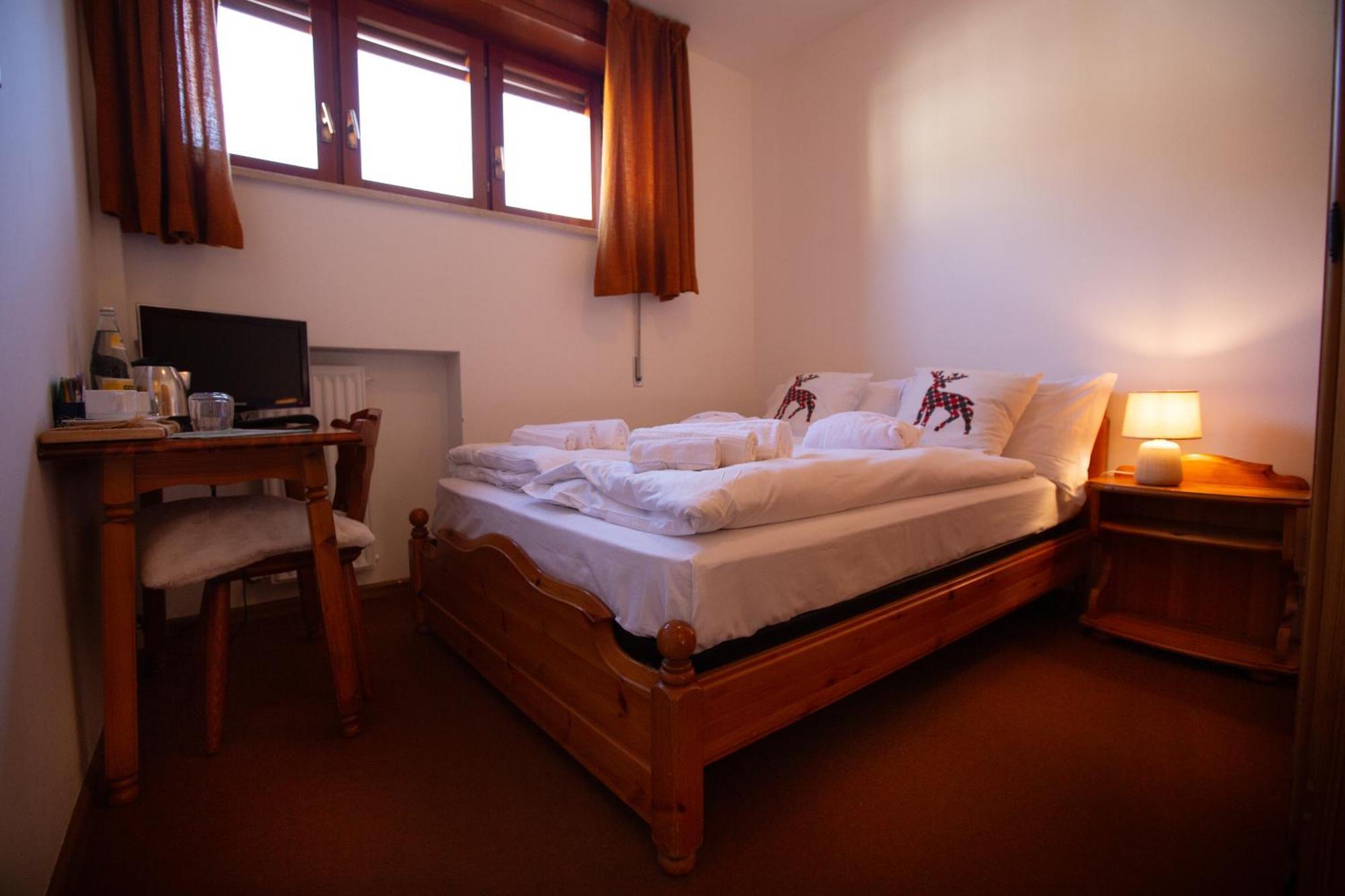 Bike & Bikers Hotel Restaurant Ampezzo Eksteriør bilde