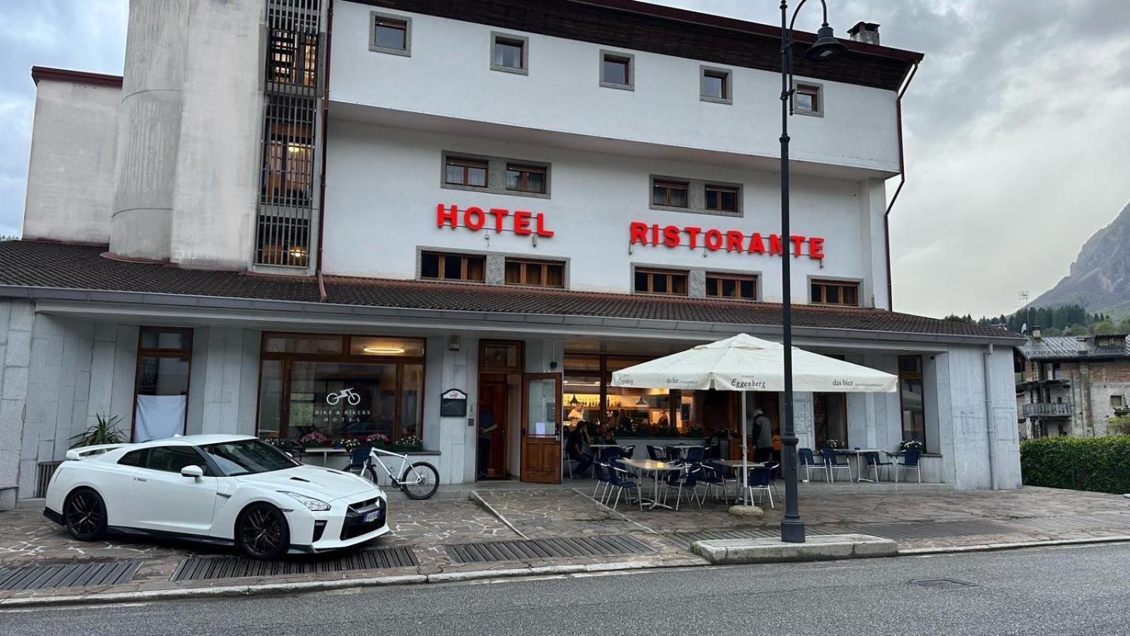 Bike & Bikers Hotel Restaurant Ampezzo Eksteriør bilde