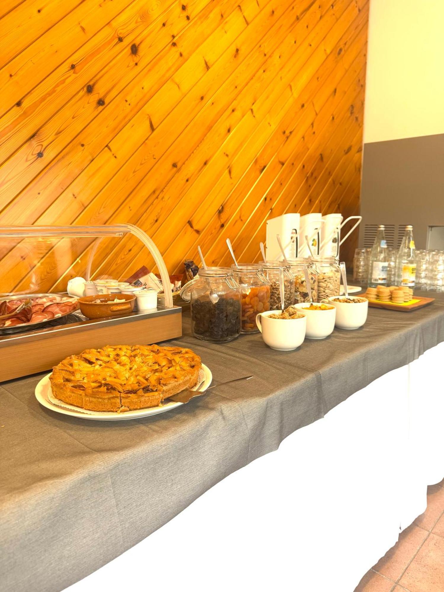 Bike & Bikers Hotel Restaurant Ampezzo Eksteriør bilde